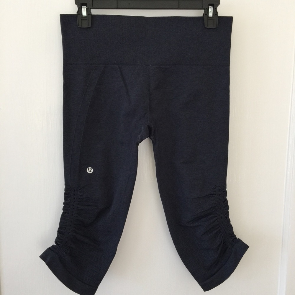 Lululemon In The Flow II Cropped Leggings Size 8